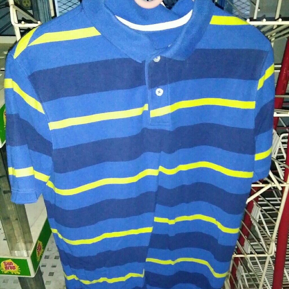 Shirt - Picture 2 of 3